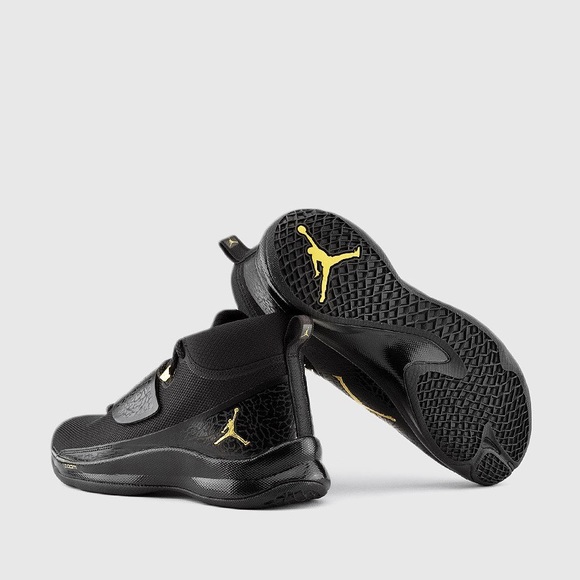 jordan superfly 5 po black and gold